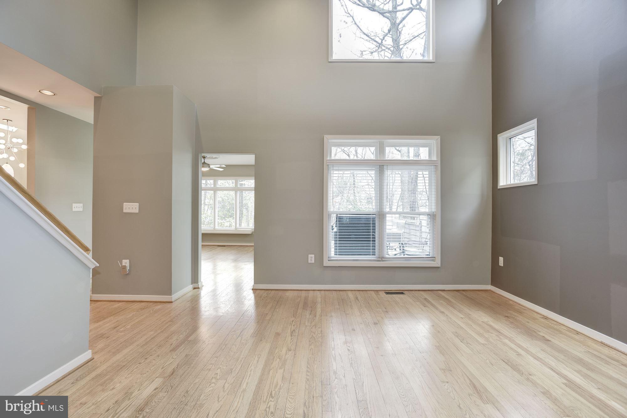 2021 Beacon Place Reston, VA 20191 - Photo 4 of 55