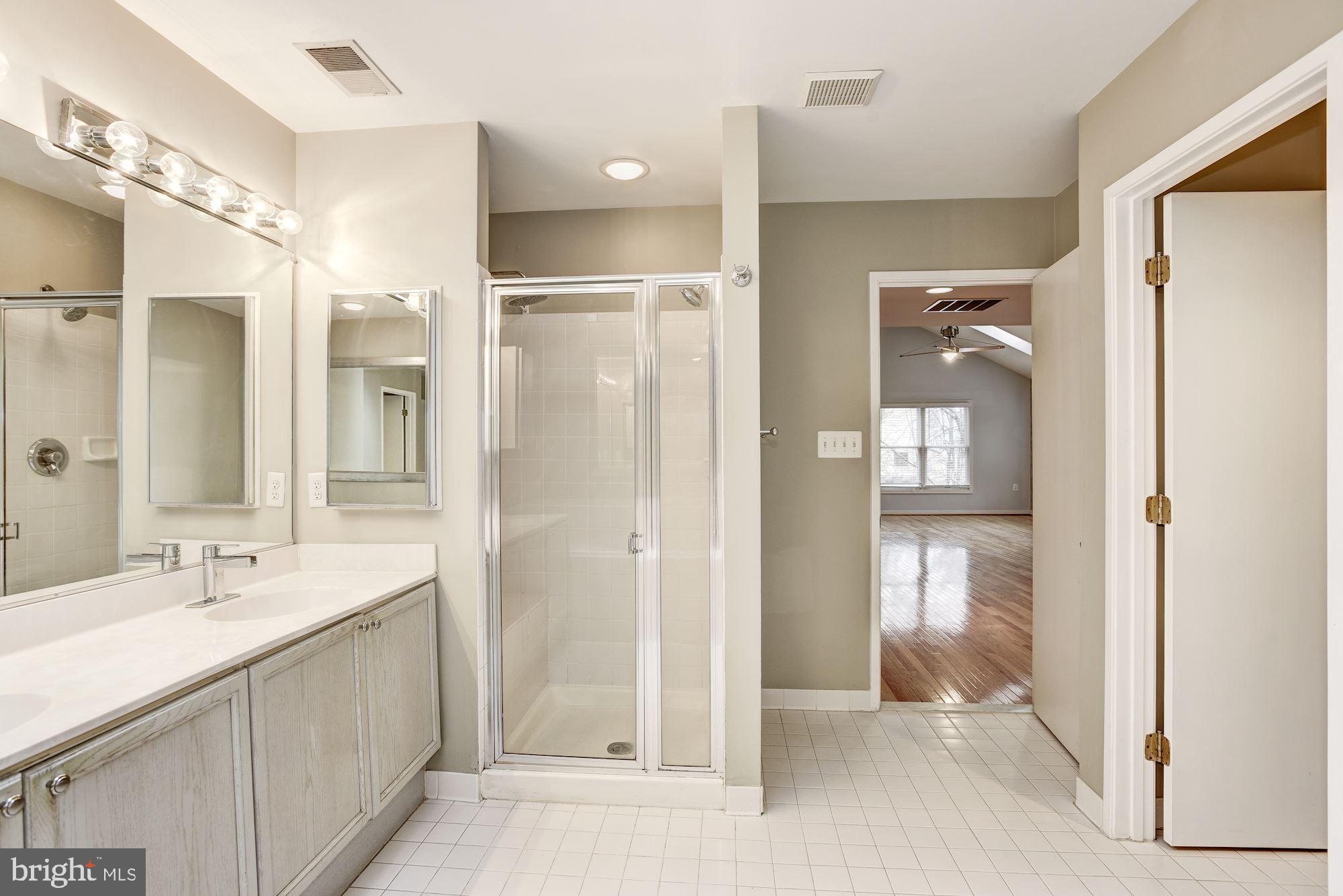 2021 Beacon Place Reston, VA 20191 - Photo 31 of 55