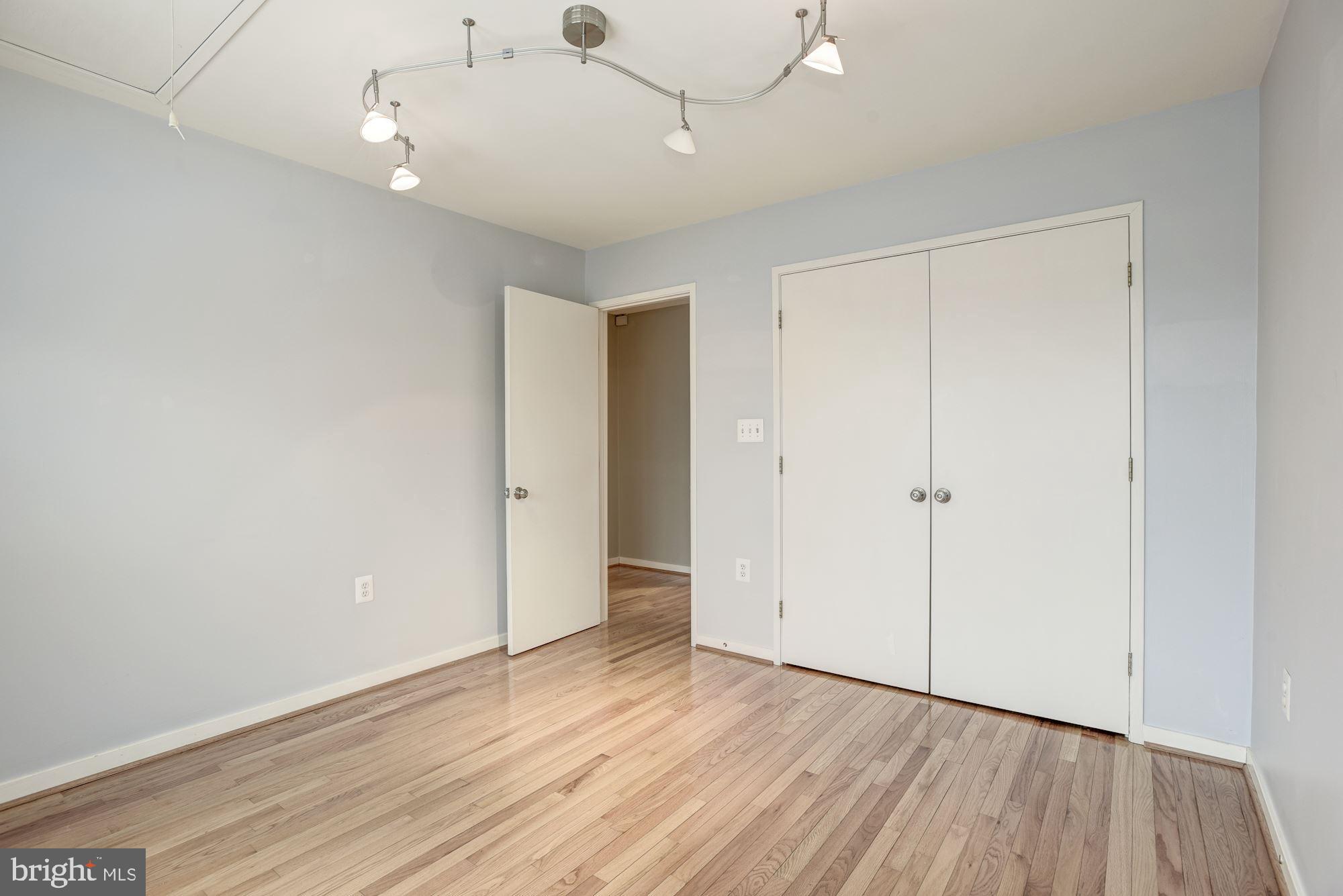 2021 Beacon Place Reston, VA 20191 - Photo 33 of 55