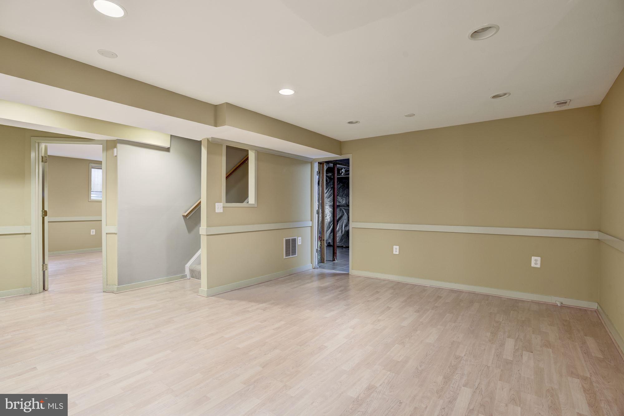 2021 Beacon Place Reston, VA 20191 - Photo 39 of 55