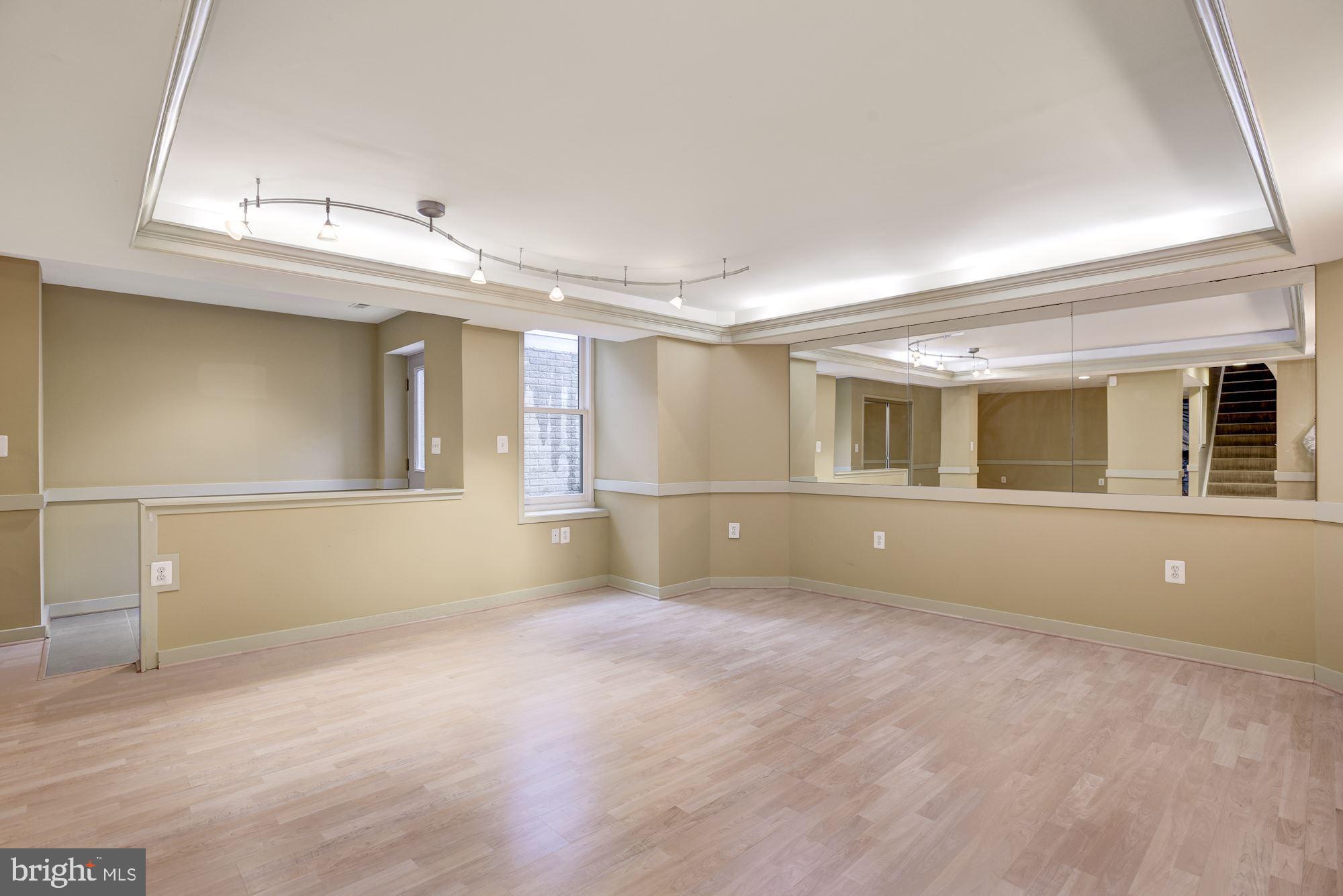2021 Beacon Place Reston, VA 20191 - Photo 42 of 55