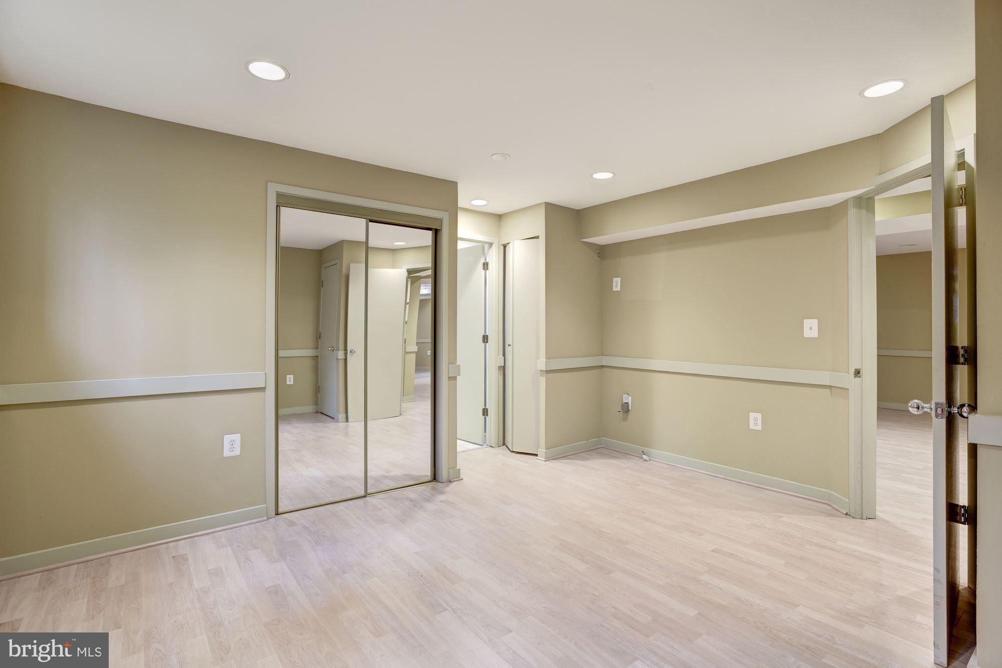 2021 Beacon Place Reston, VA 20191 - Photo 45 of 55