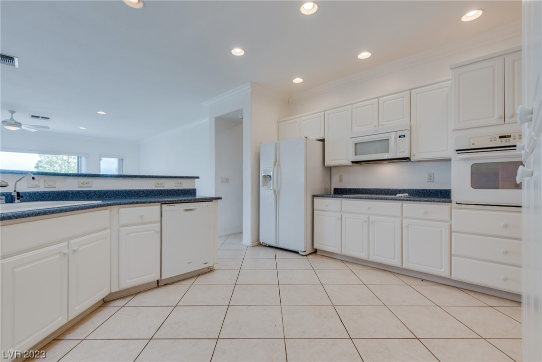 3054 Canal Walk Road Henderson, NV 89052 - Photo 11 of 31