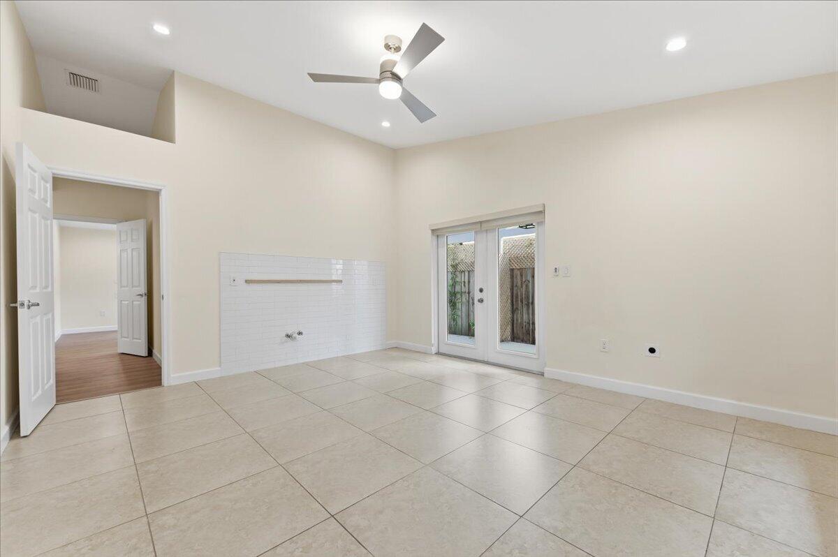 530 Northeast 3rd Avenue Delray Beach, FL 33444 - Photo 23 of 33 18-CHP_0501