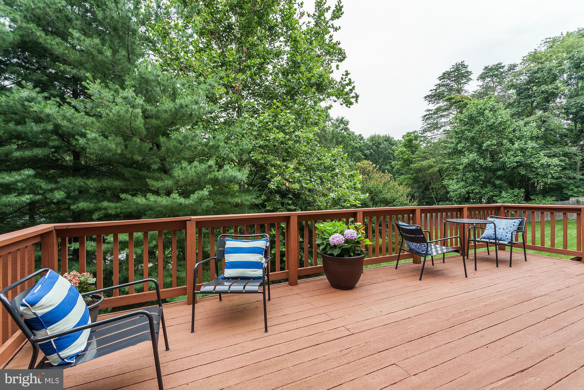 7825 Roundabout Way Springfield, VA 22153 - Photo 21 of 30 Exterior (Rear)