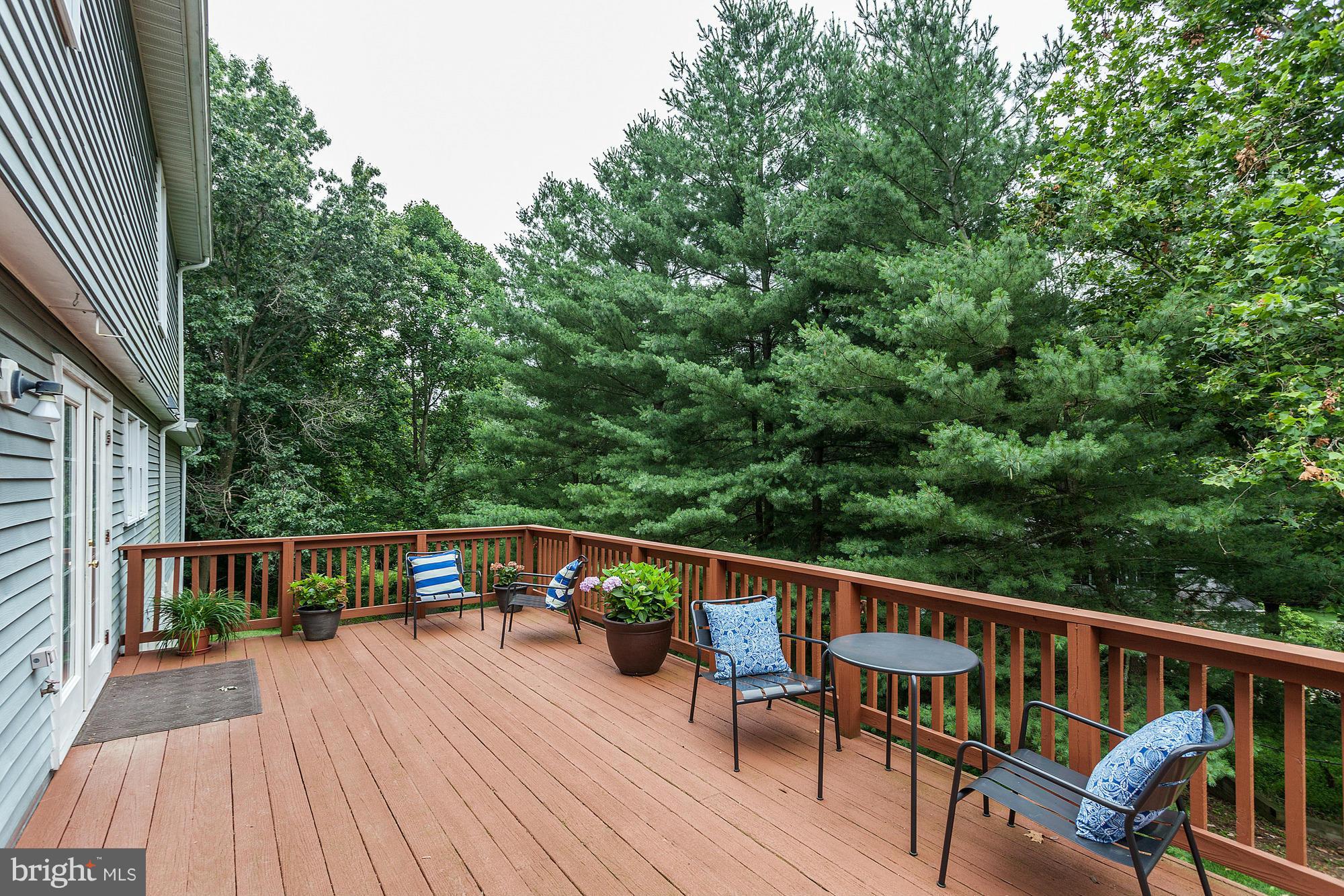 7825 Roundabout Way Springfield, VA 22153 - Photo 22 of 30 Exterior (Rear)