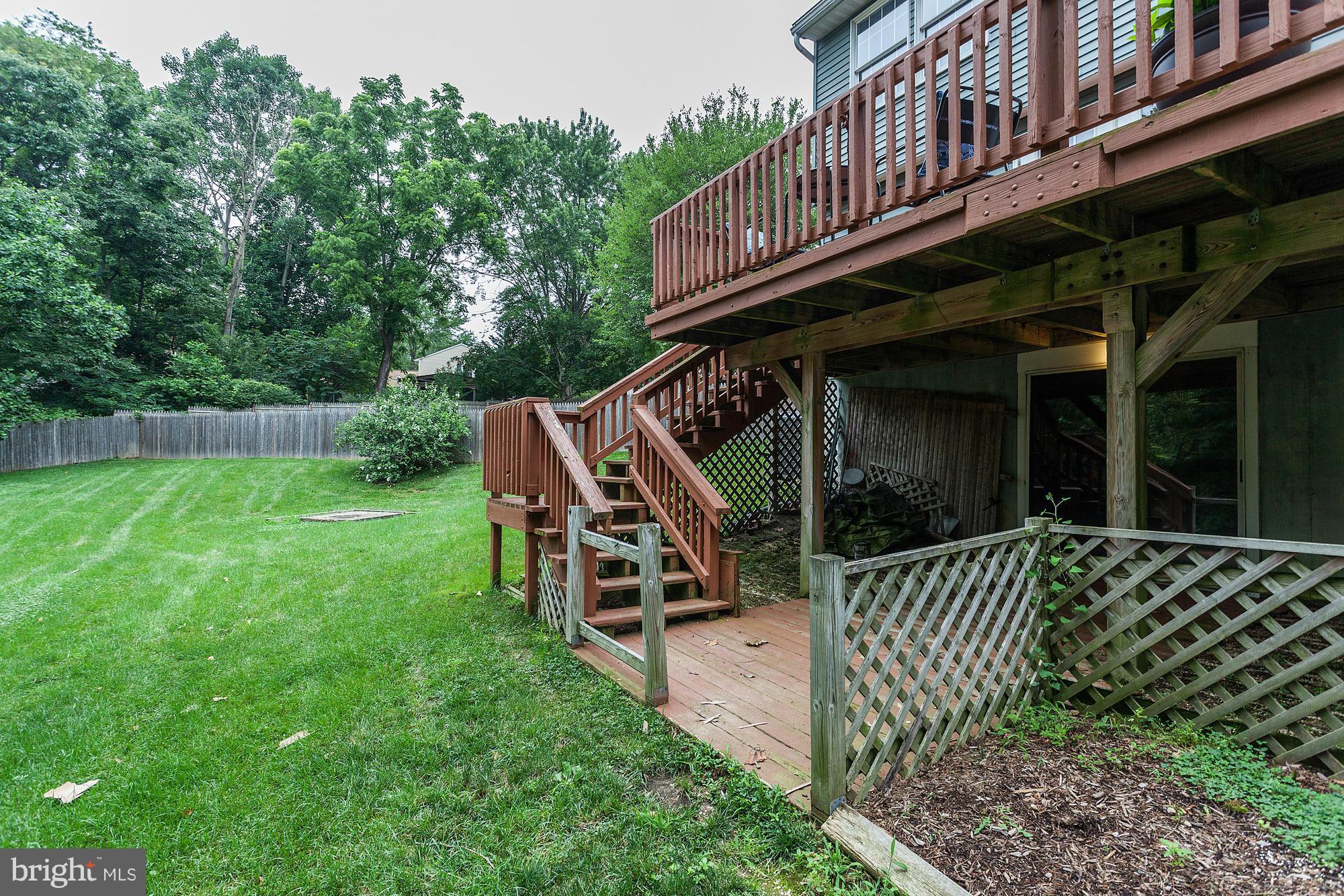 7825 Roundabout Way Springfield, VA 22153 - Photo 24 of 30 Exterior (Rear)