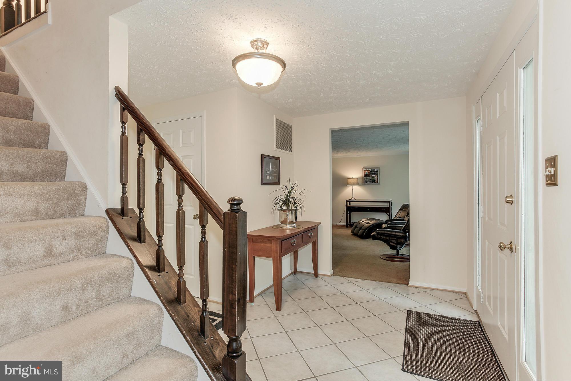 7825 Roundabout Way Springfield, VA 22153 - Photo 9 of 30 Interior (General)