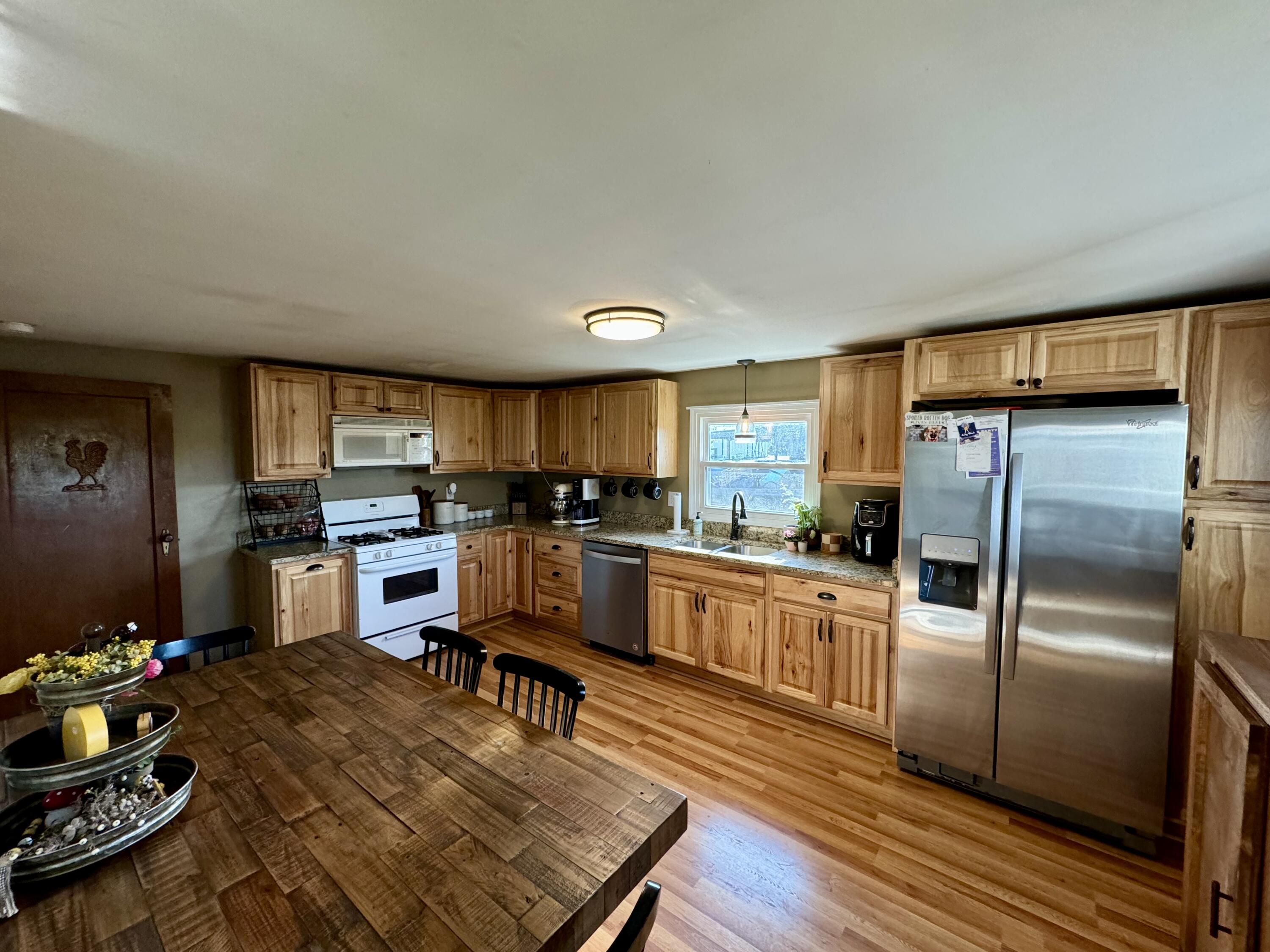 5451 Beard Road Springfield, OH 45502 - Photo 3 of 30
