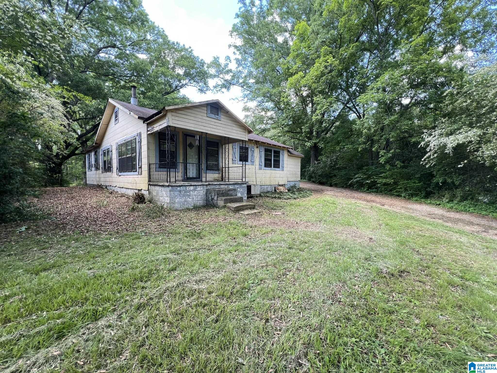 2004 21st Street West Jasper, AL 35501 - Photo 1 of 28