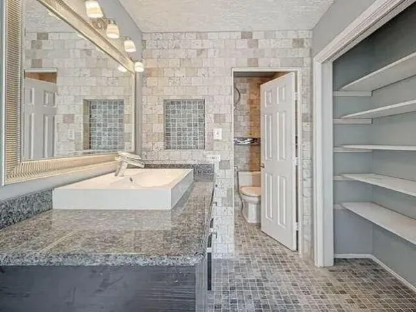 $1,799 | 3610 Vineyard Drive, Houston, TX 77082