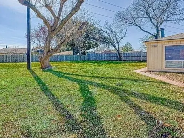 $1,799 | 3610 Vineyard Drive, Houston, TX 77082