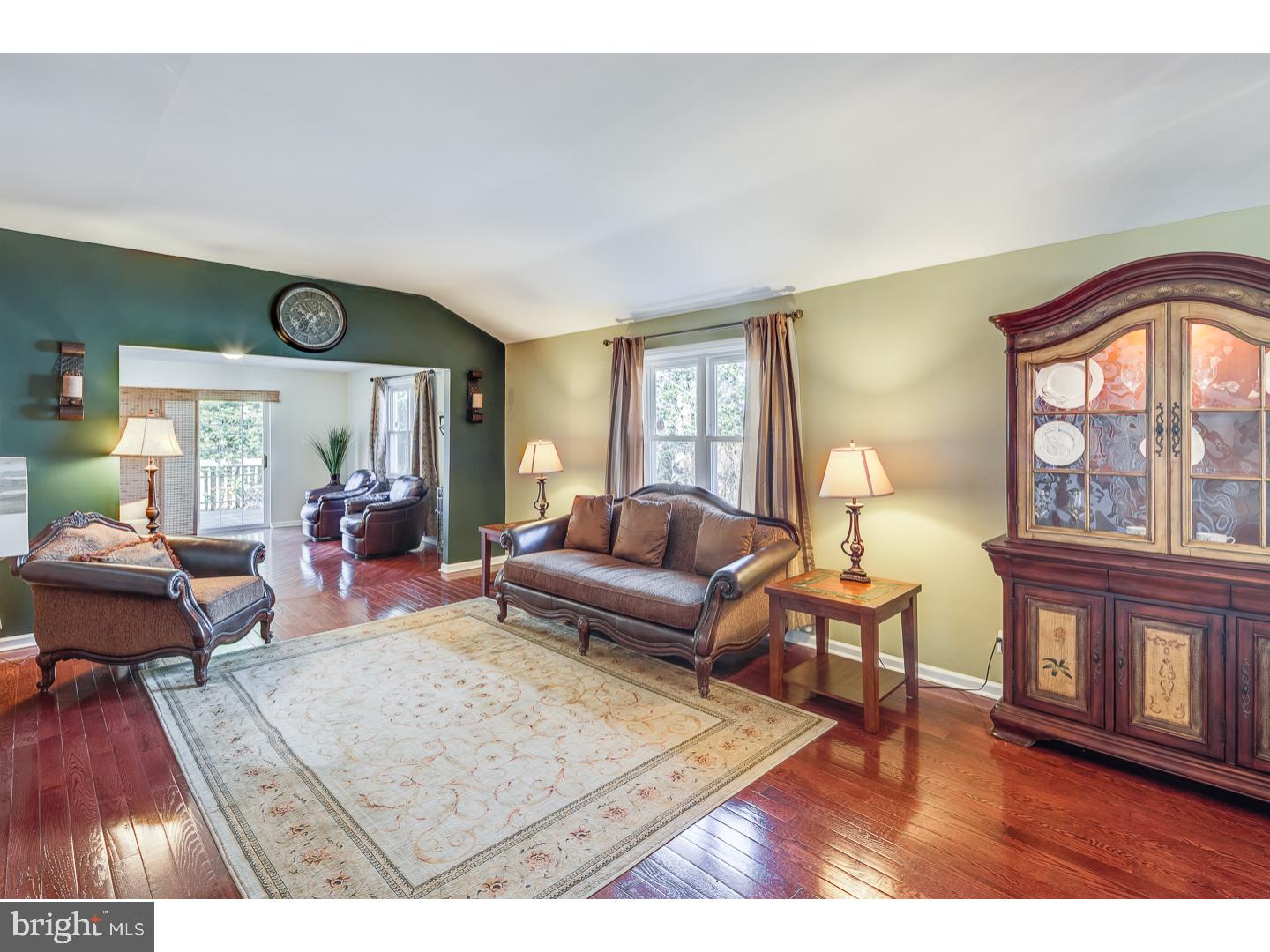 124 Sharrowvale Road Cherry Hill, NJ 08034 - Photo 8 of 25