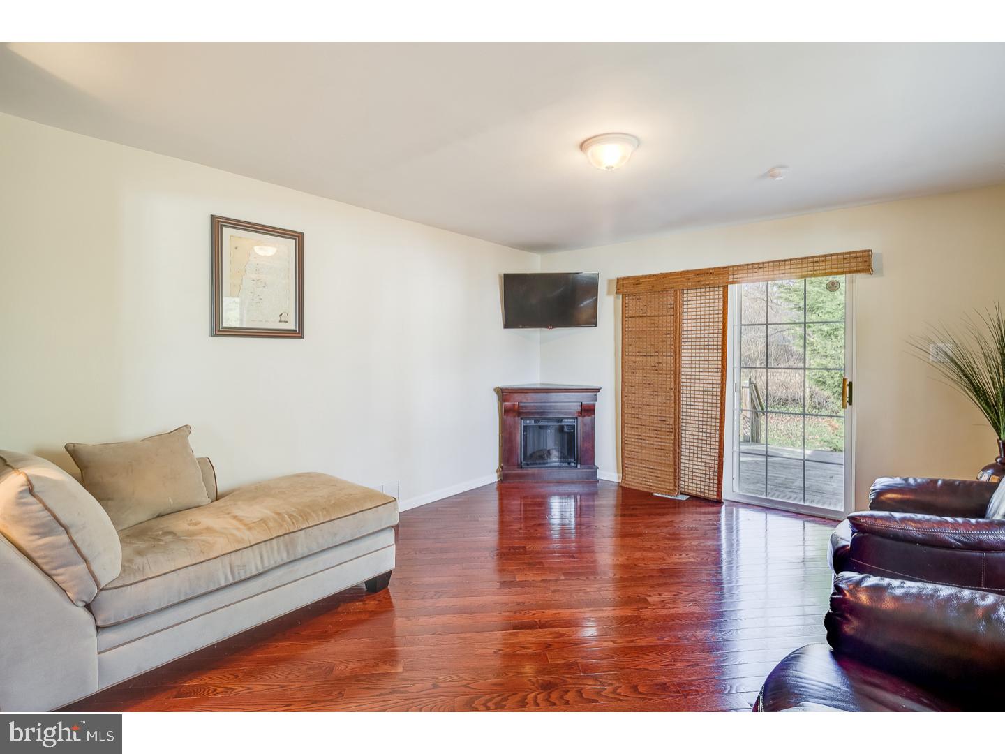 124 Sharrowvale Road Cherry Hill, NJ 08034 - Photo 9 of 25