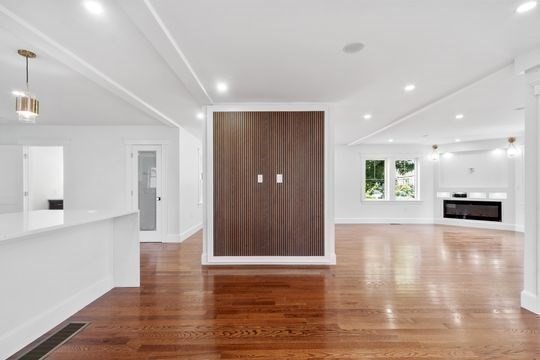 15 Oak Street Danvers, MA 01923 - Photo 18 of 40