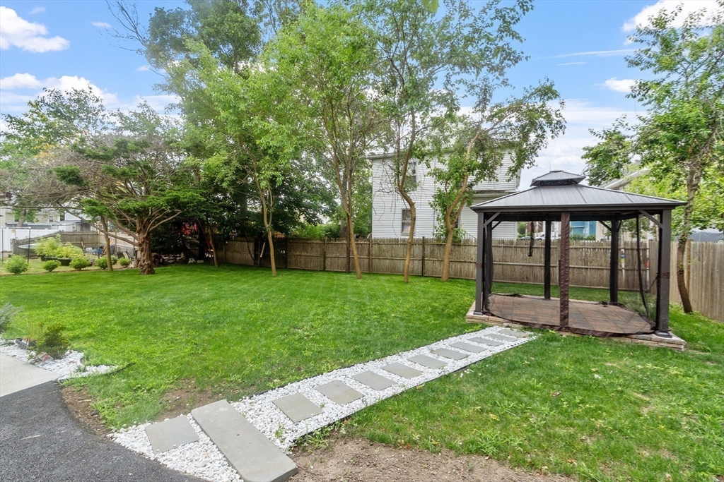 15 Oak Street Danvers, MA 01923 - Photo 36 of 40