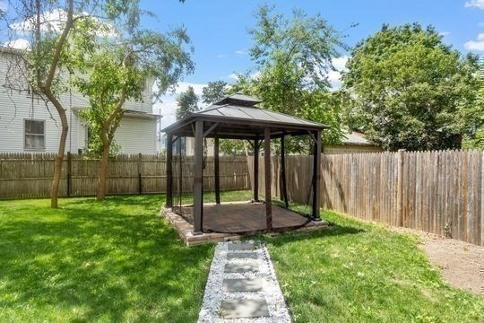 15 Oak Street Danvers, MA 01923 - Photo 37 of 40