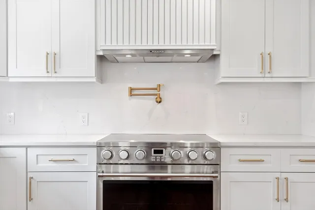 $1,025,000 | 15 Oak Street, Danvers, MA 01923