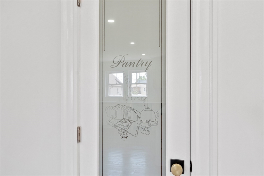 15 Oak Street Danvers, MA 01923 - Photo 9 of 40