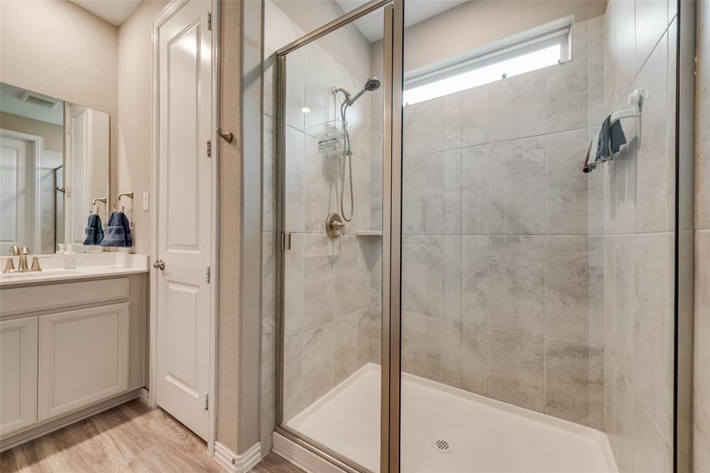 1919 Livingston Road Irving, TX 75062 - Photo 14 of 22 Gallery Image 14