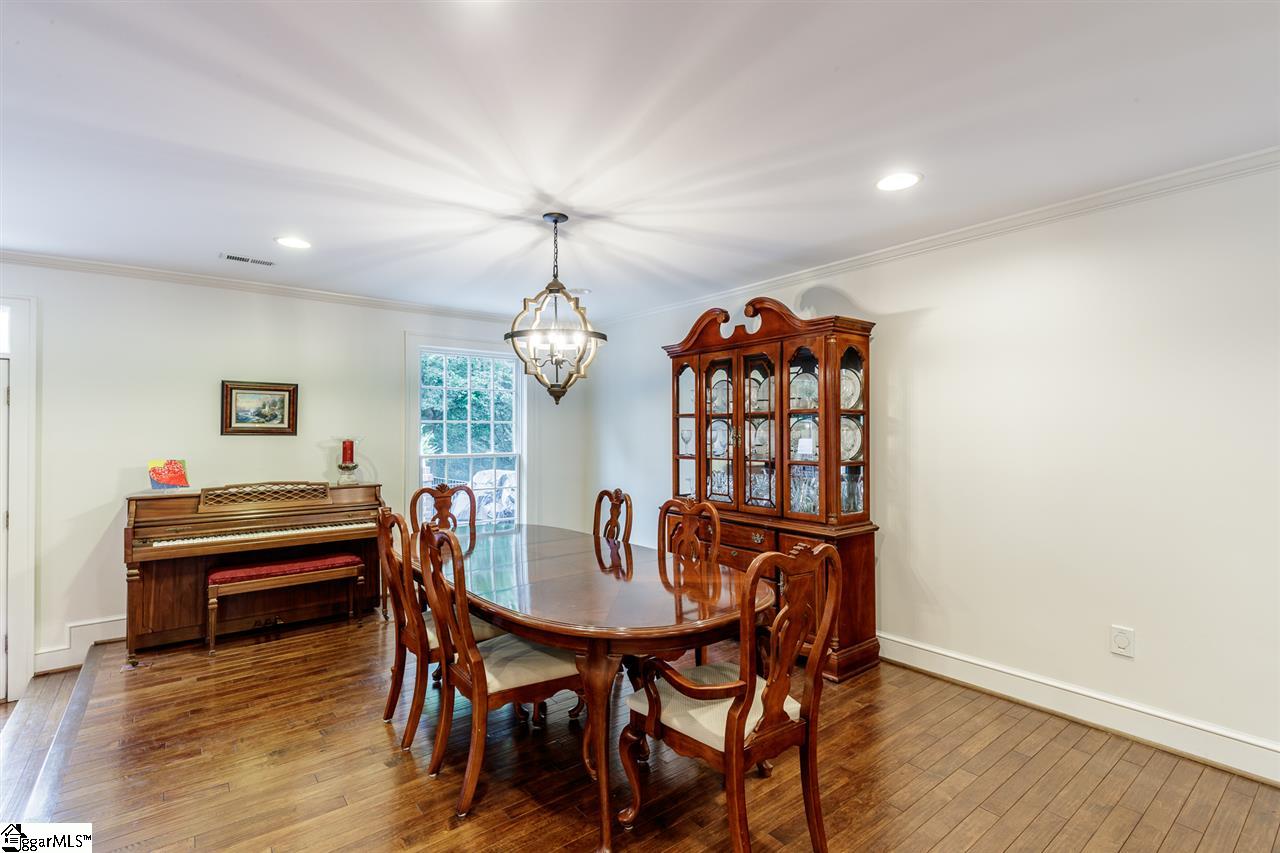 116 Collins Creek Road Greenville, SC 29607 - Photo 9 of 34