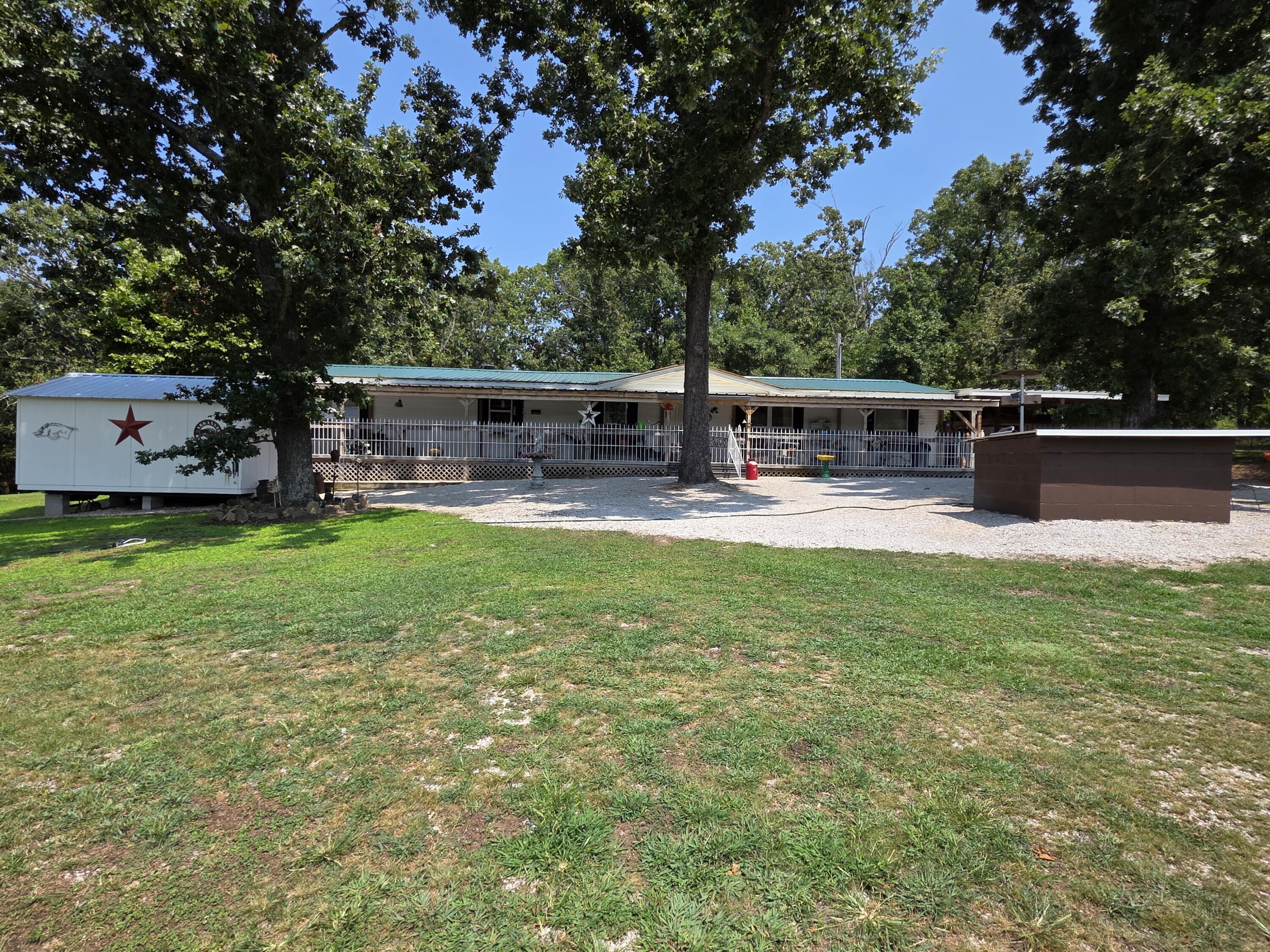 17664 Locust Road Neosho, MO 64850 - Photo 4 of 57 25050