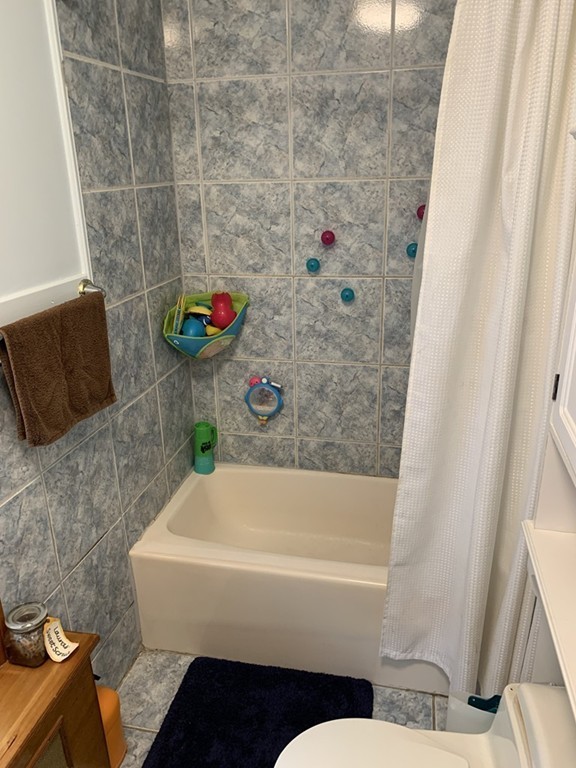 12 Oakland Road Sharon, MA 02067 - Photo 12 of 27 Gallery Image 12