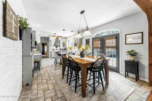 $959,000 | 130 Laurel Lane, Saugerties, NY 12477