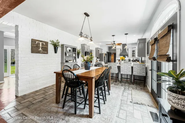 $959,000 | 130 Laurel Lane, Saugerties, NY 12477