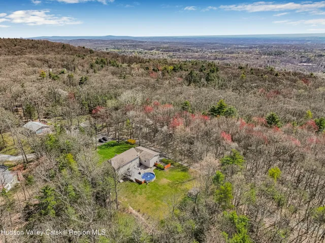 $959,000 | 130 Laurel Lane, Saugerties, NY 12477