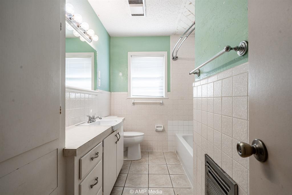 1631 20th Street Anson, TX 79501 - Photo 9 of 27