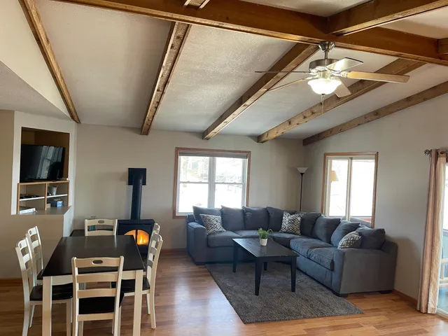 $595,000 | 27747 742nd Avenue, Dassel, MN 55325