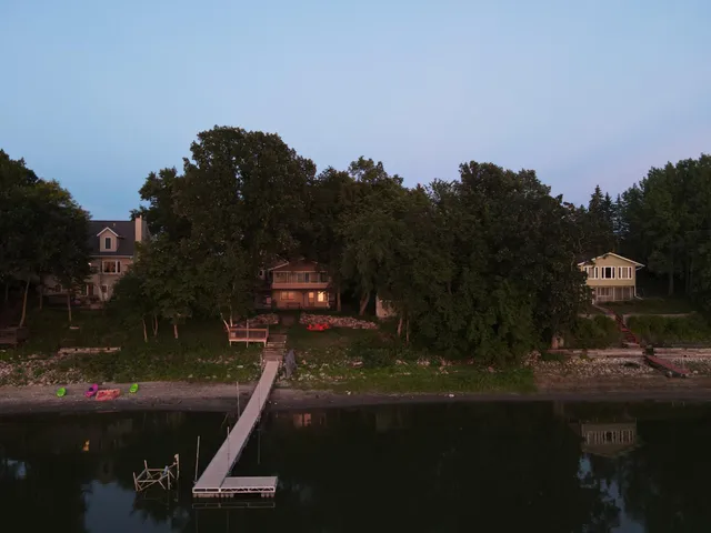 $595,000 | 27747 742nd Avenue, Dassel, MN 55325