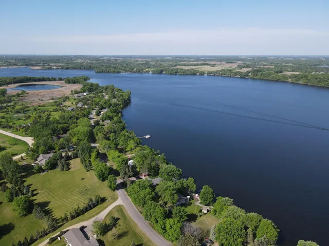 $595,000 | 27747 742nd Avenue, Dassel, MN 55325