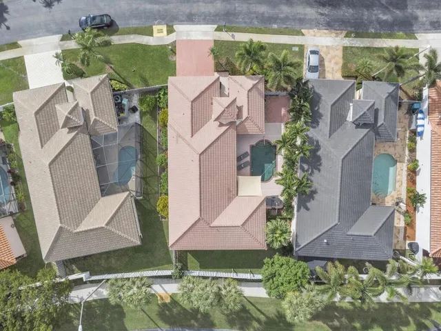 $599,900 | 215 Citrus Trail, Boynton Beach, FL 33436