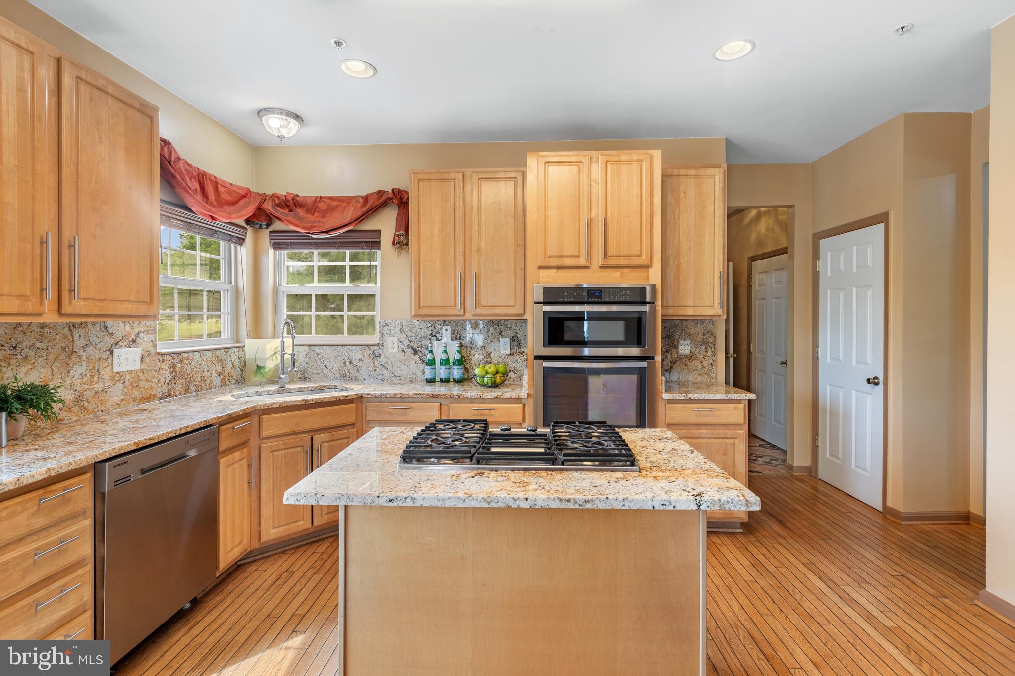 3203 Collins Street Clinton, MD 20735 - Photo 21 of 45 Prior Listing Photo