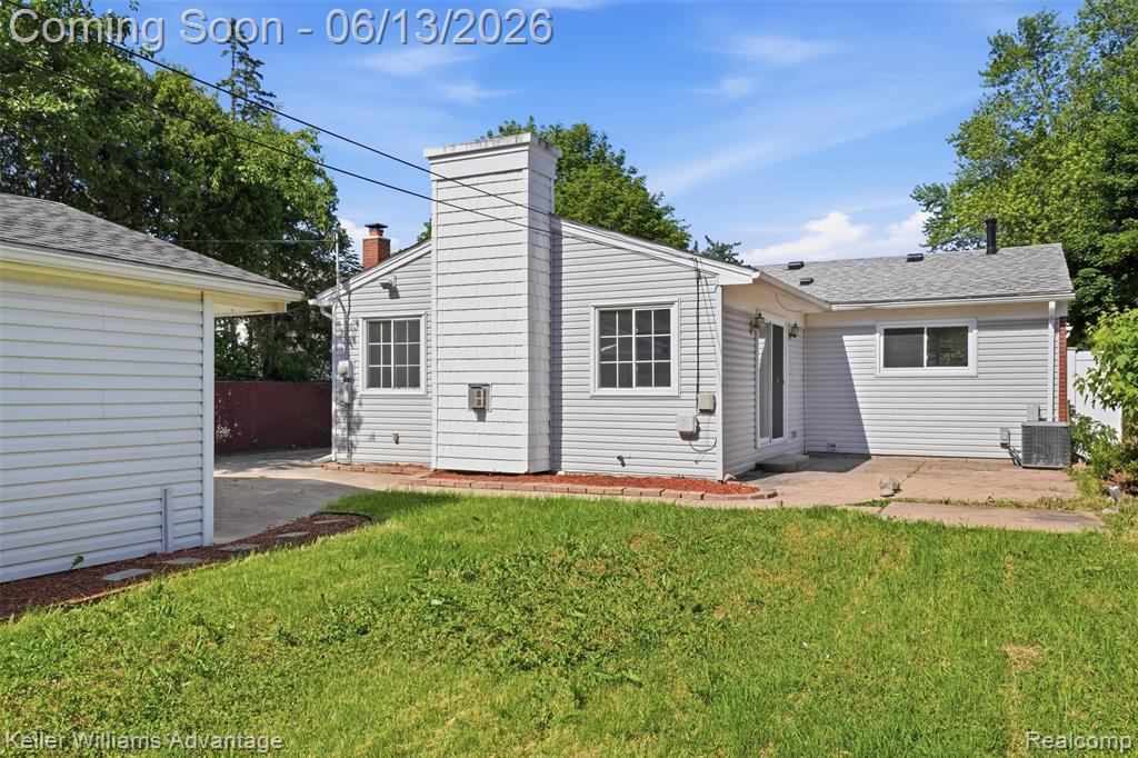 9883 William Street Taylor, MI 48180 - Photo 39 of 40