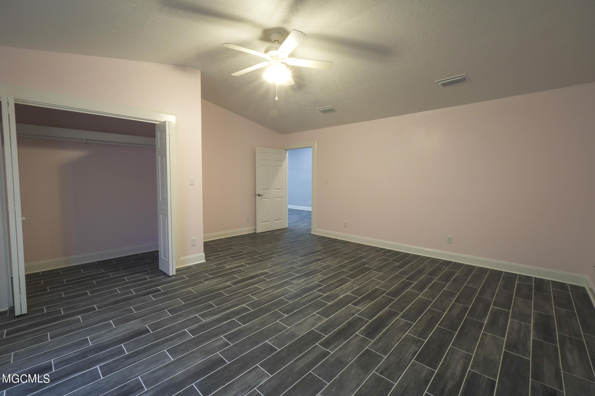 13613 Wolf Ridge Road Moss Point, MS 39562 - Photo 16 of 29 DAF73DF0-6849-4CBD-9F93-6217069920FA