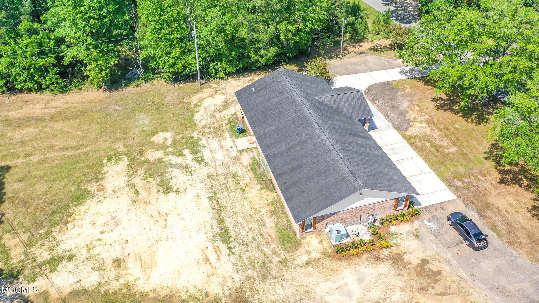 13613 Wolf Ridge Road Moss Point, MS 39562 - Photo 3 of 29 B3DEDF8B-085F-46D6-ABA5-6B0E14621156