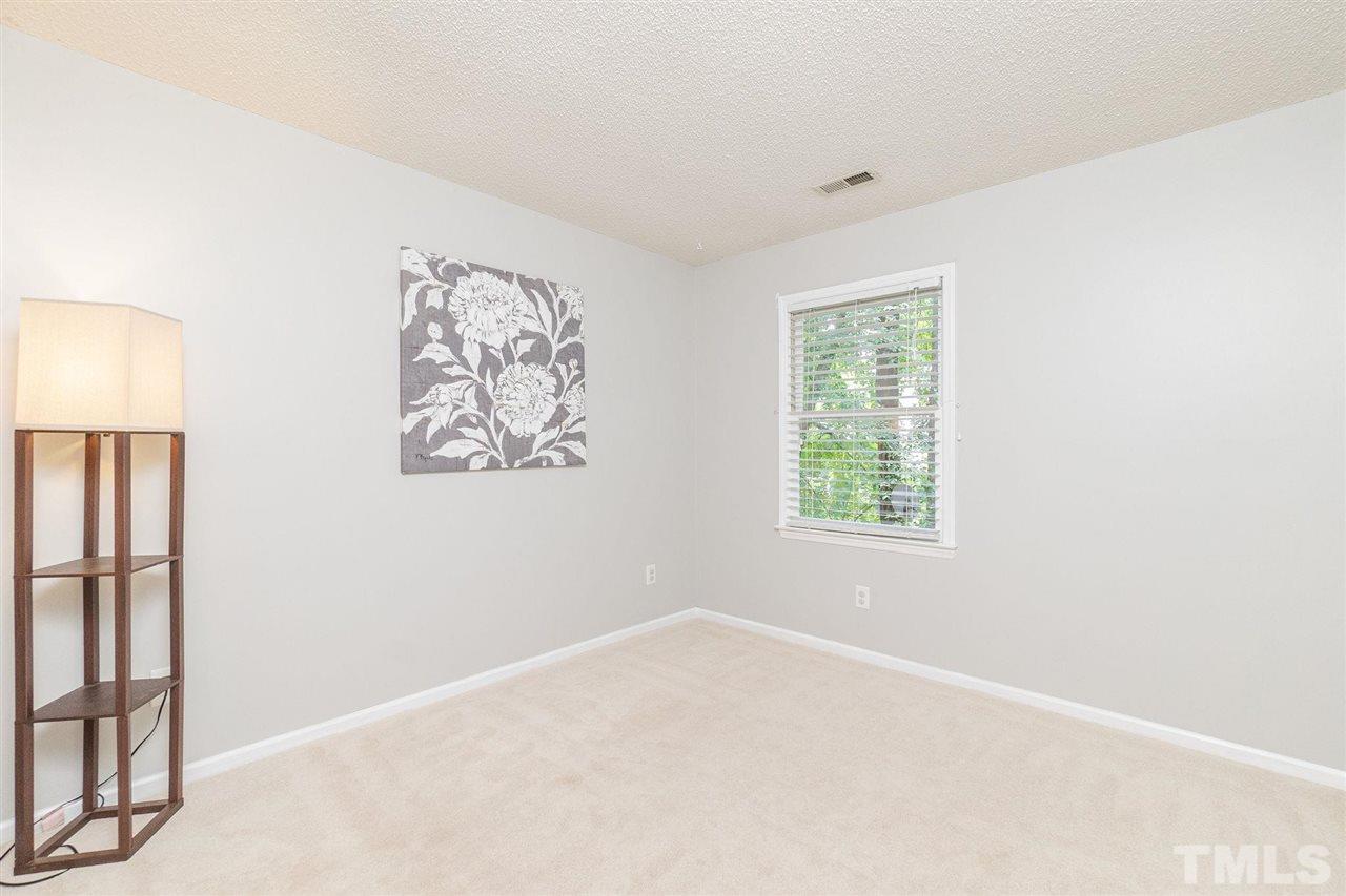 3 Bay Ridge Court Durham, NC 27713 - Photo 23 of 25 Gallery Image 23
