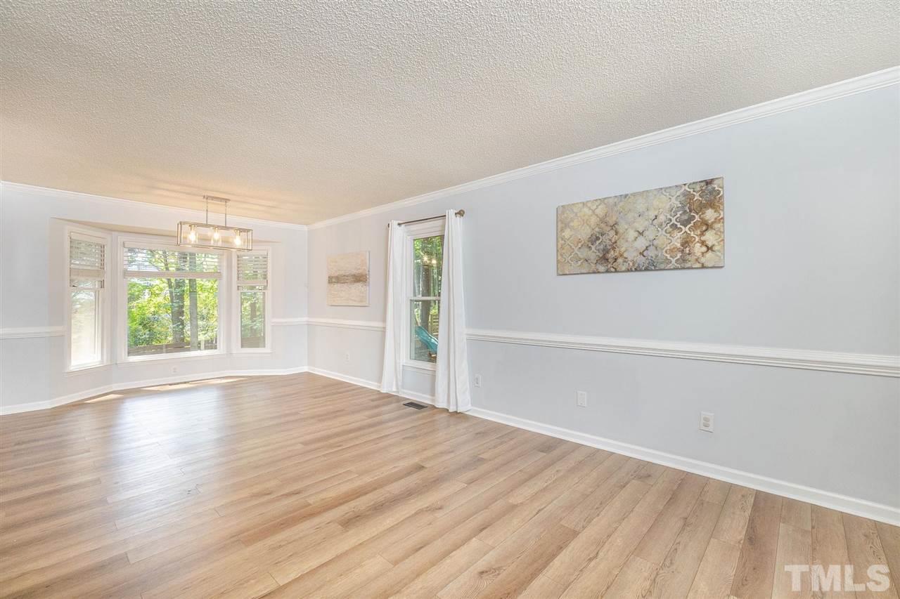 3 Bay Ridge Court Durham, NC 27713 - Photo 5 of 25 Gallery Image 5