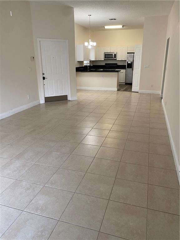 16150 Emerald Cove Road, Unit 16150 Weston, FL 33331 - Photo 4 of 17