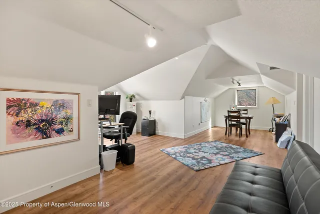 $1,795,000 | 175 Dolores Circle, Glenwood Springs, CO 81601