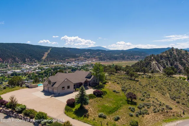 $1,795,000 | 175 Dolores Circle, Glenwood Springs, CO 81601