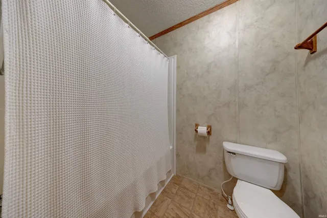 $104,475 | 711 Church Street, Grandview, IN 47615