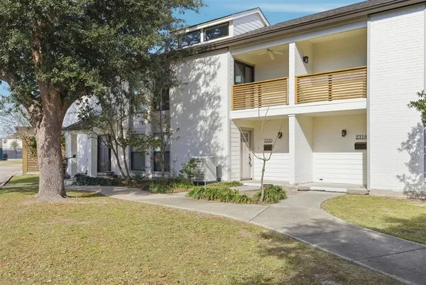 $162,000 | 2320 Lake Street, Lake Charles, LA 70601