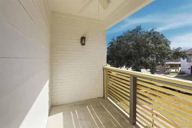 $162,000 | 2320 Lake Street, Lake Charles, LA 70601