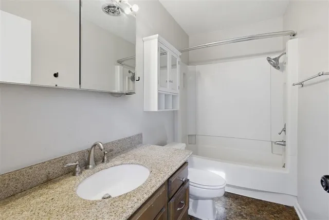 $162,000 | 2320 Lake Street, Lake Charles, LA 70601