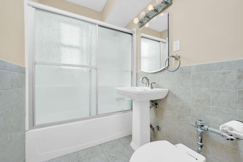 7520 Ridge Boulevard, Unit 6B Brooklyn, NY 11209 - Photo 12 of 25 Gallery Image 12