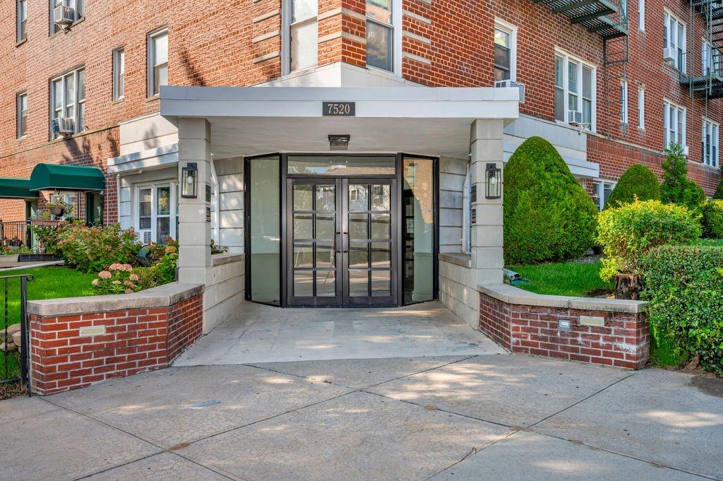 7520 Ridge Boulevard, Unit 6B Brooklyn, NY 11209 - Photo 19 of 25 Gallery Image 19